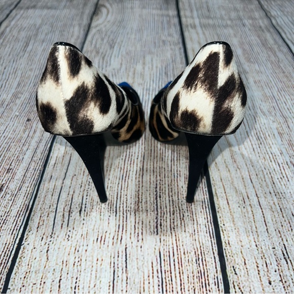 Giuseppe Zanotti Leopard Print with Blue Pointed Toe Pump Sz 37.5 (7.5 US) - Picture 5 of 8